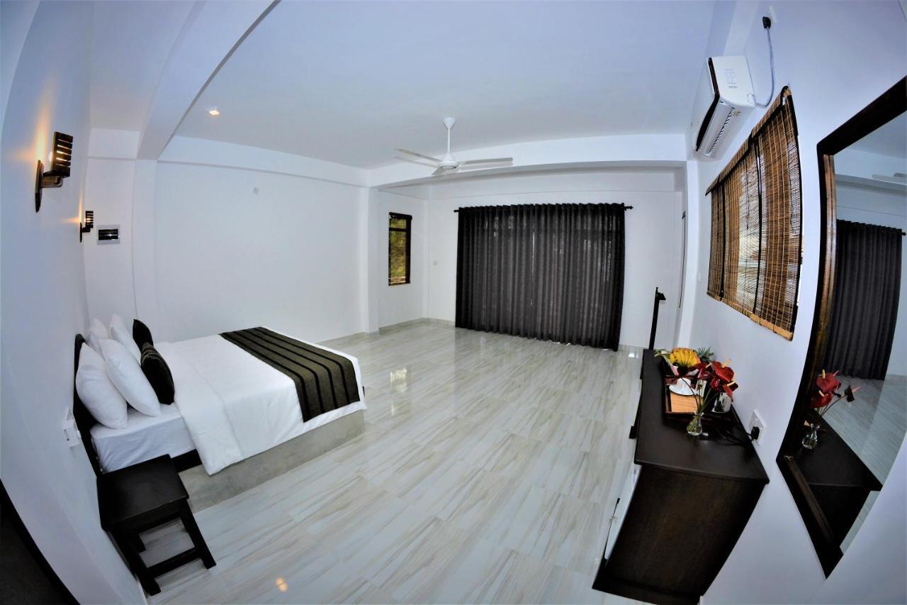 Ashansa Lagoon Resort Tangalle Exterior foto
